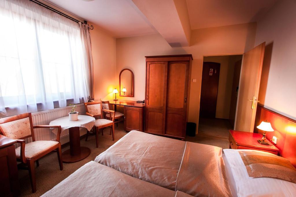 Park Hotel Tartuf Beladice Zimmer foto