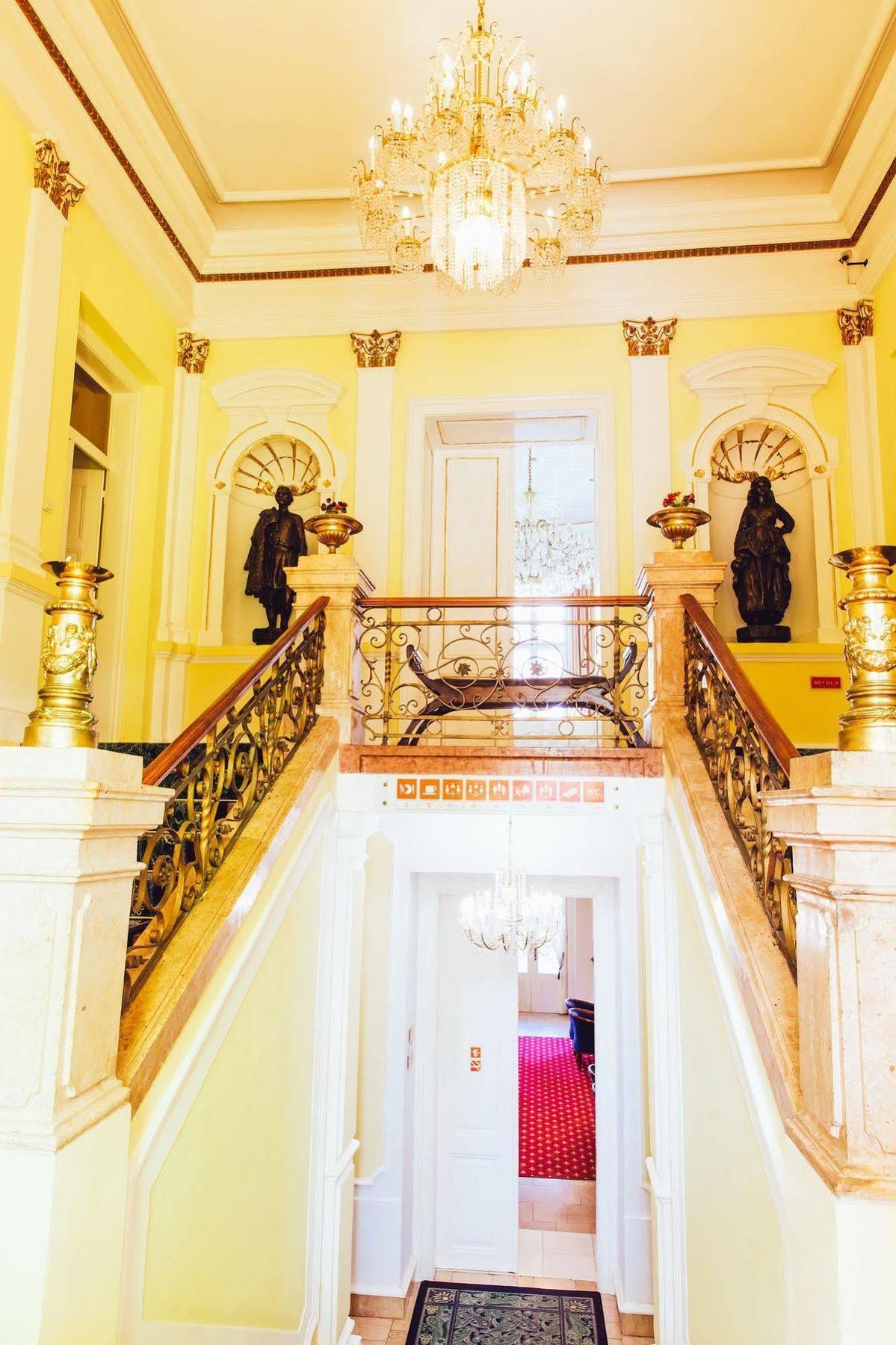 Park Hotel Tartuf Beladice Exterior foto